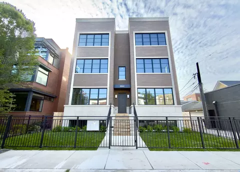 2644 N Lakewood Ave #2N, Chicago, IL 60614