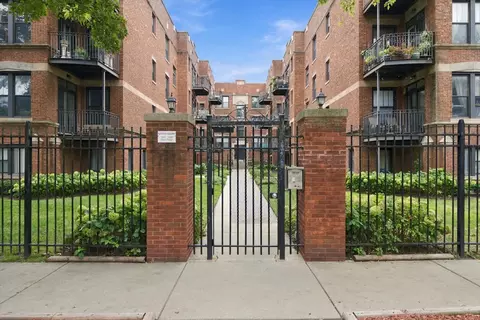 1627 W Fargo Ave #1S, Chicago, IL 60626