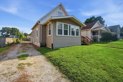 Other - 323 E Lincoln St, Bloomington, IL 61701 photo 1 of 6