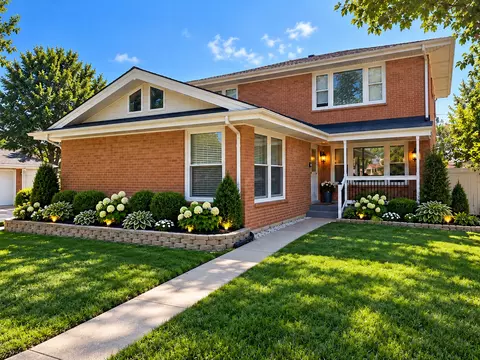 2420 Elm St, River Grove, IL 60171