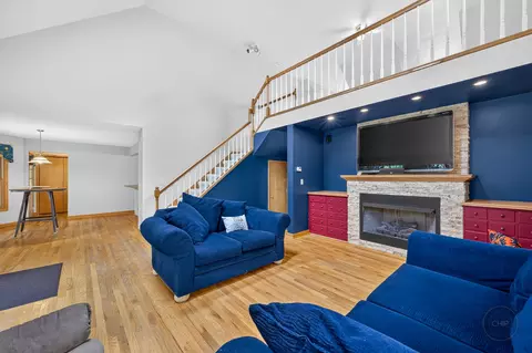 Living - 12 N136 Berner Dr, Elgin, IL 60120 photo 3 of 4