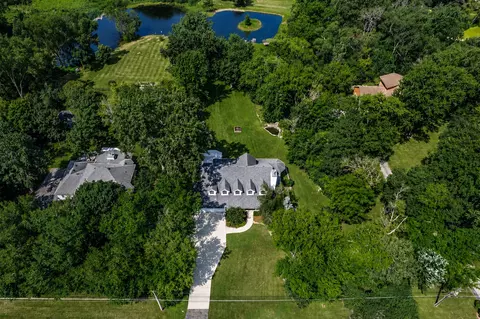View/Area - 12 N136 Berner Dr, Elgin, IL 60120 photo 2 of 7