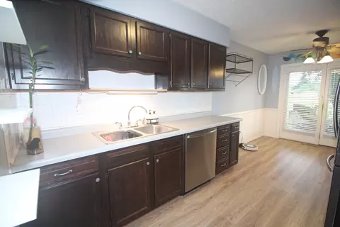 Kitchen - 1530 Hunt Dr #B, Normal, IL 61761 photo 2 of 4