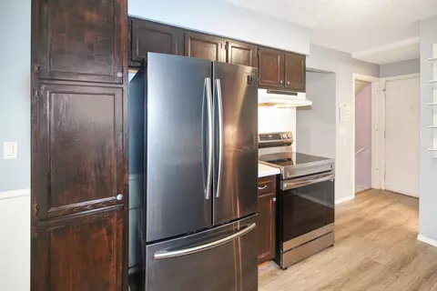 Kitchen - 1530 Hunt Dr #B, Normal, IL 61761 photo 3 of 4