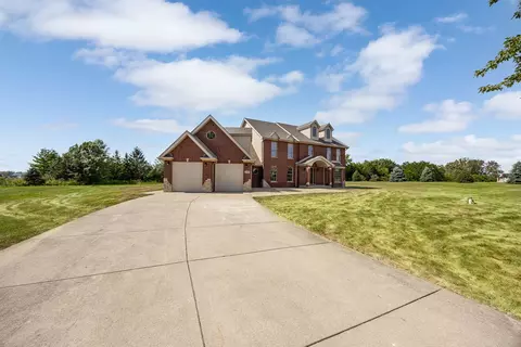 Exterior - 24340 S Pine Ridge Dr, Monee, IL 60449 photo 6 of 7