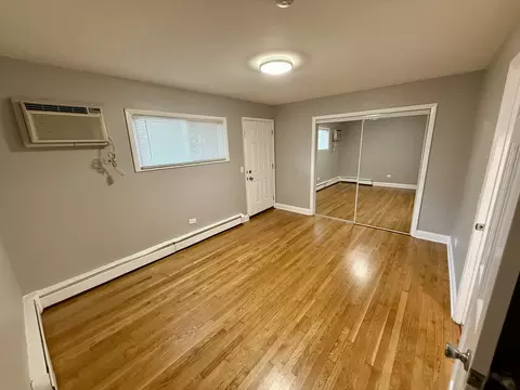 Bedroom - 101 Dover Dr #5, Des Plaines, IL 60018 photo 1 of 1