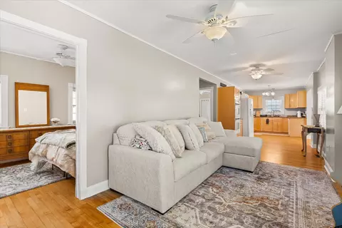 Living - 309 23rd Ave, Naplate, IL 61350 photo 2 of 2
