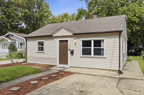 1222 Liberty St, Aurora, IL 60505