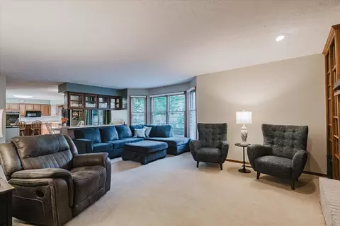Living - 4 Inverness Dr, Bloomington, IL 61701 photo 2 of 5