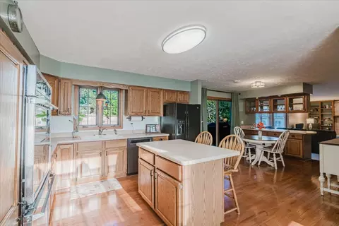 Kitchen - 4 Inverness Dr, Bloomington, IL 61701 photo 1 of 5