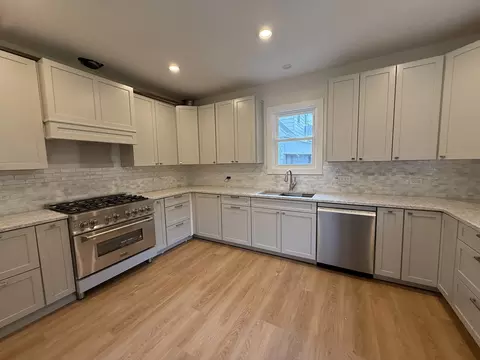 339 N Ridgeland Ave, Elmhurst, IL 60126 photo 2