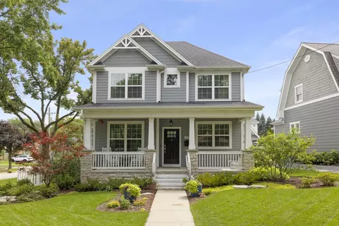 799 Hill Ave, Glen Ellyn, IL 60137