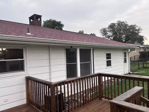 Exterior - 322 Hillside Dr, Kewanee, IL 61443 photo 1 of 5