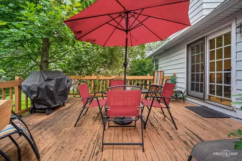 Exterior - 42 Lockman Cir, Elgin, IL 60123 photo 4 of 4
