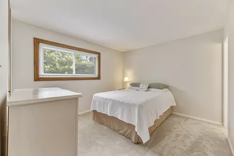 Bedroom - 56 Birch Trl, Wheeling, IL 60090 photo 1 of 4
