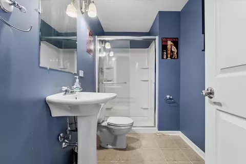 Bath - 12726 Shenandoah Trl, Plainfield, IL 60585 photo 4 of 4