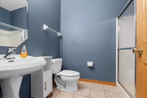 Bath - 12726 Shenandoah Trl, Plainfield, IL 60585 photo 1 of 4