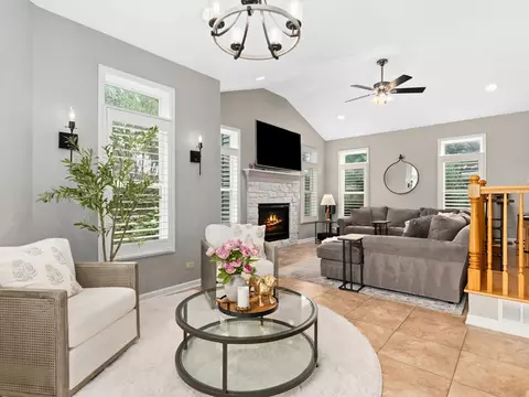 Living - 809 Bruno Ct, Naperville, IL 60563 photo 1 of 5