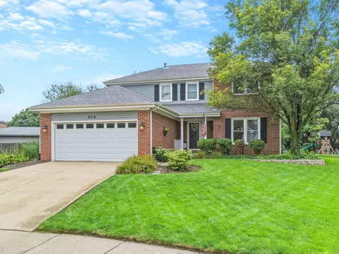 809 Bruno Ct, Naperville, IL 60563