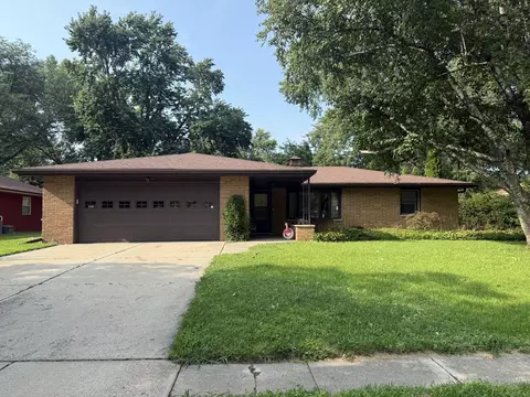 Undisclosed, Sugar Grove, IL 60554