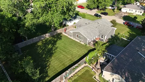 View/Area - 4220 Ponca St, Mchenry, IL 60050 photo 1 of 4