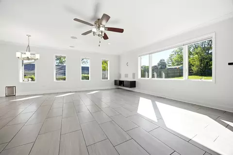 Living - 4220 Ponca St, Mchenry, IL 60050 photo 2 of 3
