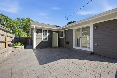 Exterior - 4220 Ponca St, Mchenry, IL 60050 photo 3 of 17