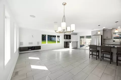 Living - 4220 Ponca St, Mchenry, IL 60050 photo 1 of 3