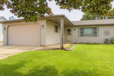 904 Harvest Trl #B, Yorkville, IL 60560