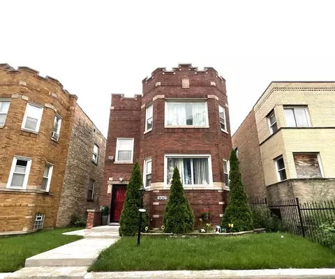 9010 S Justine St, Chicago, IL 60620