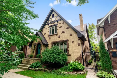 4949 N Kostner Ave, Chicago, IL 60630