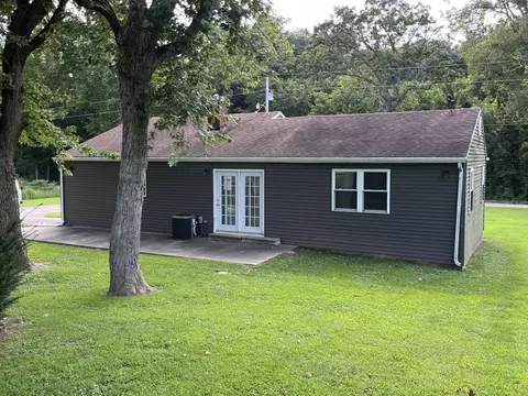 1720 Hugenberg Ln, Fowler, IL 62338 photo 2