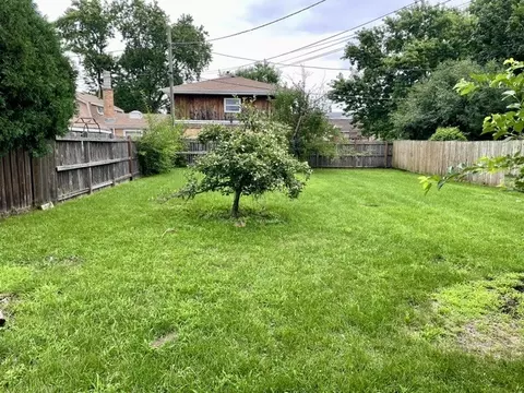 4521 Center Ave, Lyons, IL 60534 photo 14