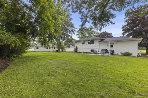 Exterior - n457 Papworth Street, Wheaton, IL 60187 photo 4 of 5