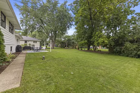 Exterior - n457 Papworth Street, Wheaton, IL 60187 photo 5 of 5