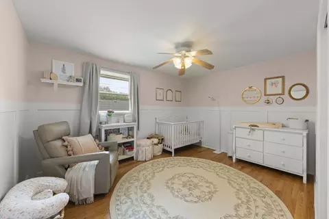 Bedroom - n457 Papworth Street, Wheaton, IL 60187 photo 4 of 4
