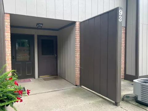 93 Mineola Rd #93, Fox Lake, IL 60020
