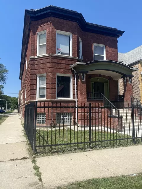 5658 S Honore St, Chicago, IL 60636