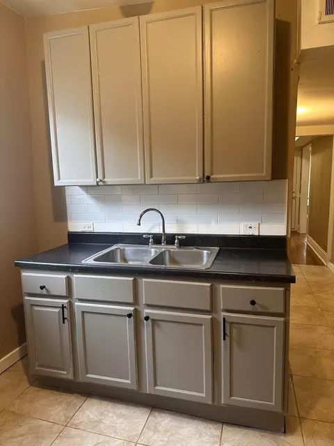 Kitchen - 5658 S Honore St, Chicago, IL 60636 photo 3 of 3