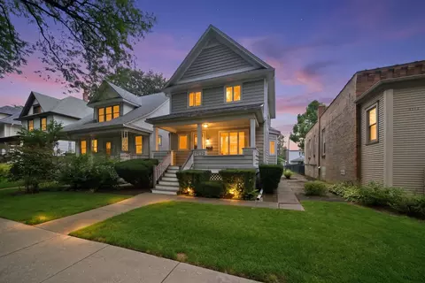 3717 N Kildare Ave, Chicago, IL 60641