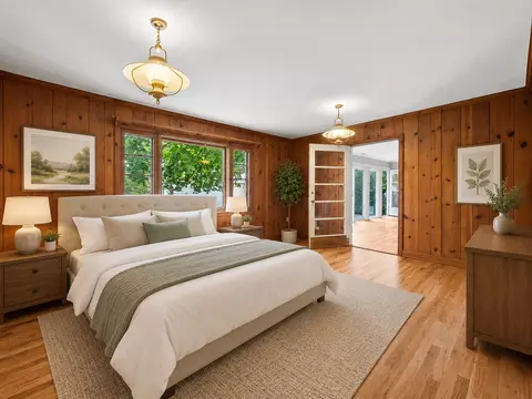 Bedroom - 904 S 2nd Ave, Des Plaines, IL 60016 photo 1 of 3