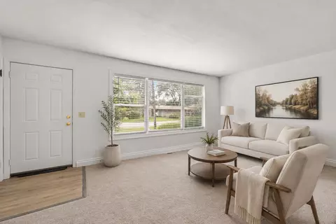Living - 3906 Grove Ave, Mchenry, IL 60050 photo 3 of 3