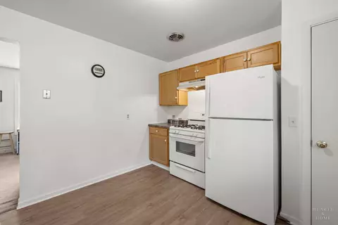 Kitchen - 3906 Grove Ave, Mchenry, IL 60050 photo 3 of 3