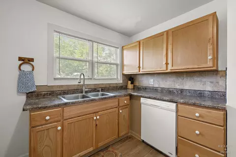 Kitchen - 3906 Grove Ave, Mchenry, IL 60050 photo 2 of 3
