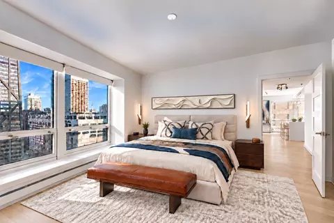 Bedroom - 57 E Delaware Pl #1802, Chicago, IL 60611 photo 1 of 5