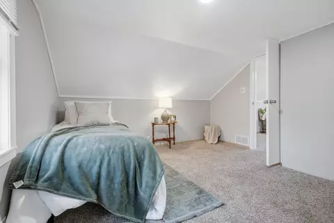 Bedroom - 1215 Colton Ave, Bloomington, IL 61701 photo 2 of 4