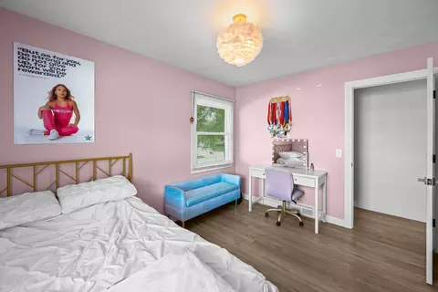 Bedroom - 1810 15th St, Silvis, IL 61282 photo 5 of 5