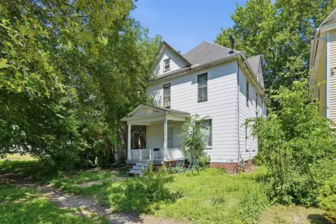 1205 14th 12 St, Rock Island, IL 61201