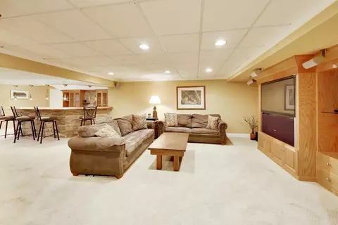 Other - 933 Spindletree Ave, Naperville, IL 60565 photo 2 of 4