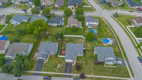 View/Area - 1375 E Cap Cir, Bourbonnais, IL 60914 photo 2 of 3